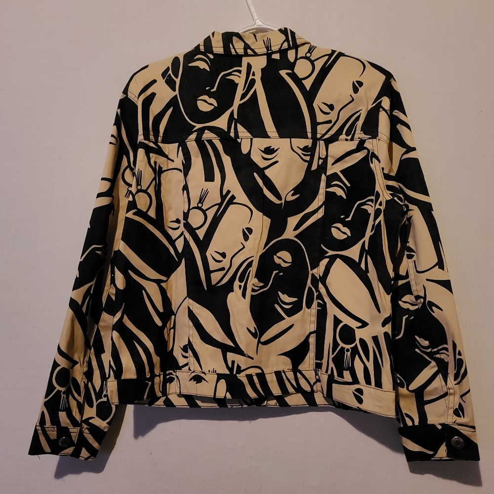 Impulse Size M Abstract Face Print Button Front C… - image 3